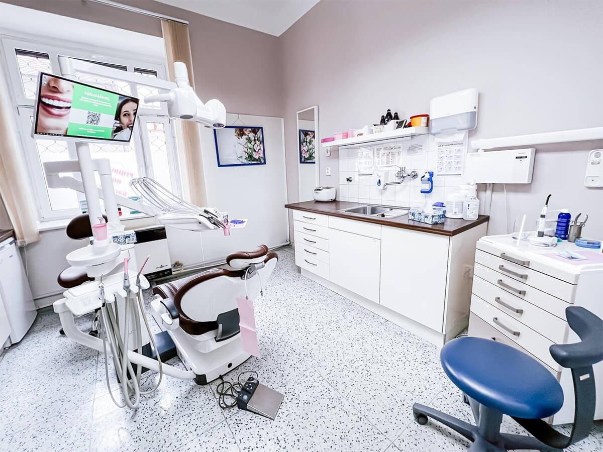 Оценка стоматологической клиники Smile Centrum Мини – Либень